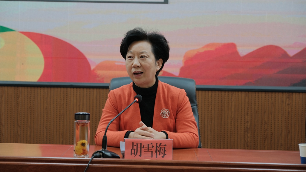 赣州市委常委常务副市长胡雪梅在我校作思政课辅导报告