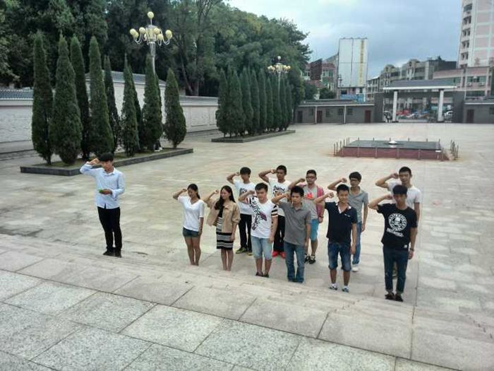 点击浏览下一页