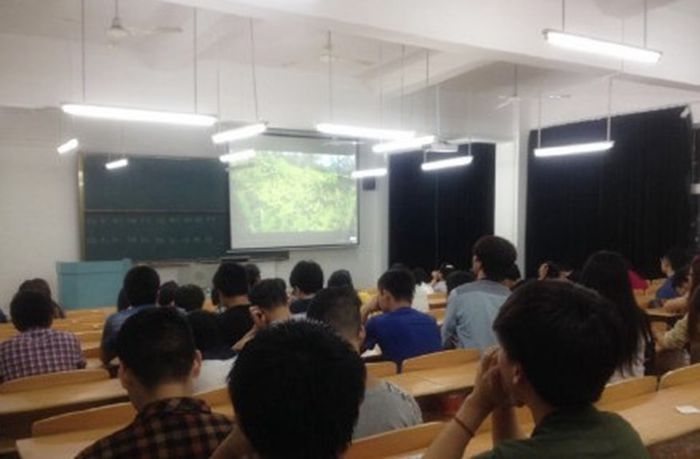 点击浏览下一页